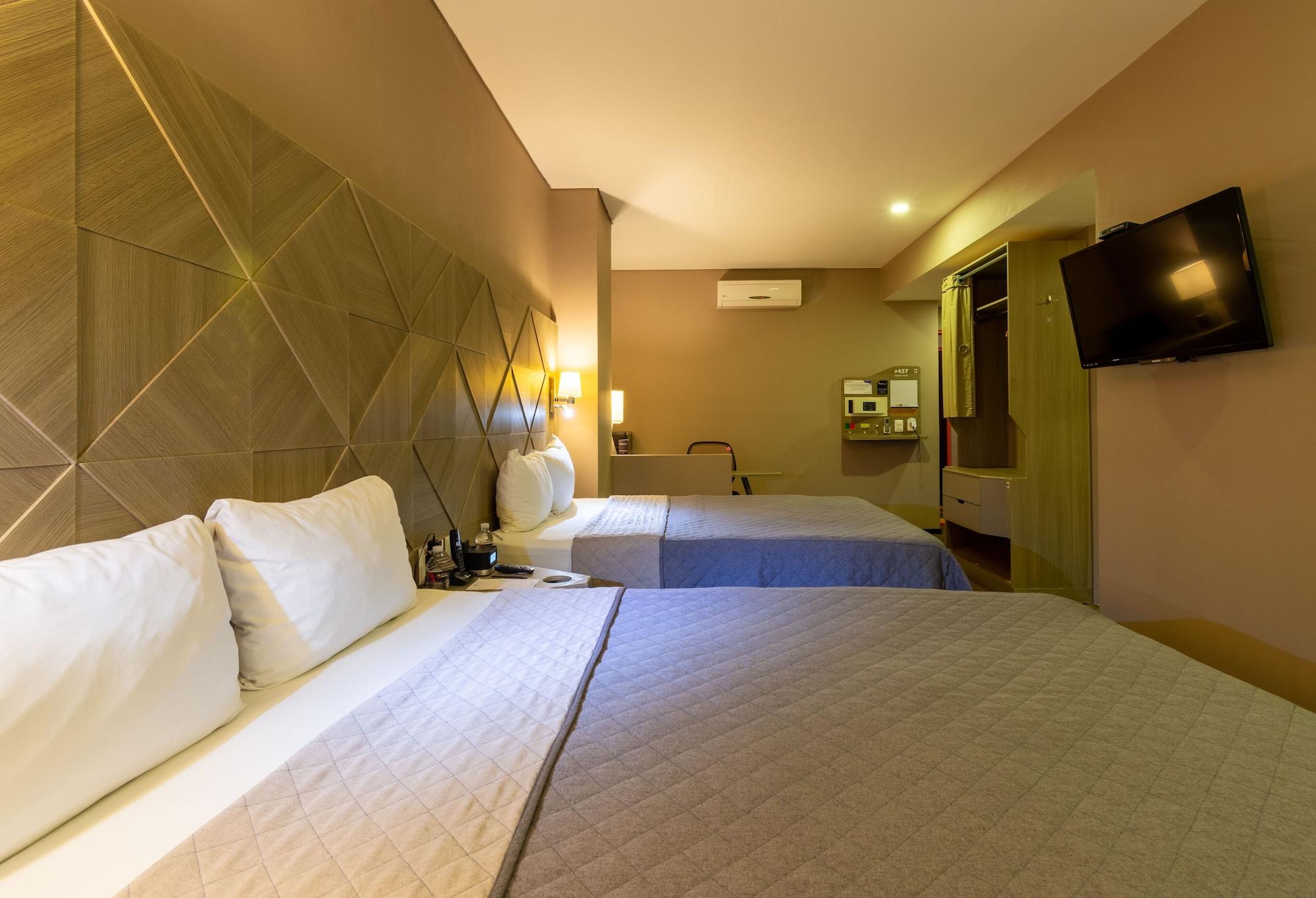 Hotel Glow Point - Mulza ليون المظهر الخارجي الصورة