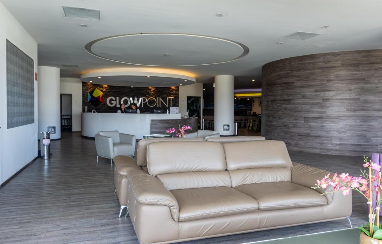 Hotel Glow Point - Mulza ليون المظهر الخارجي الصورة